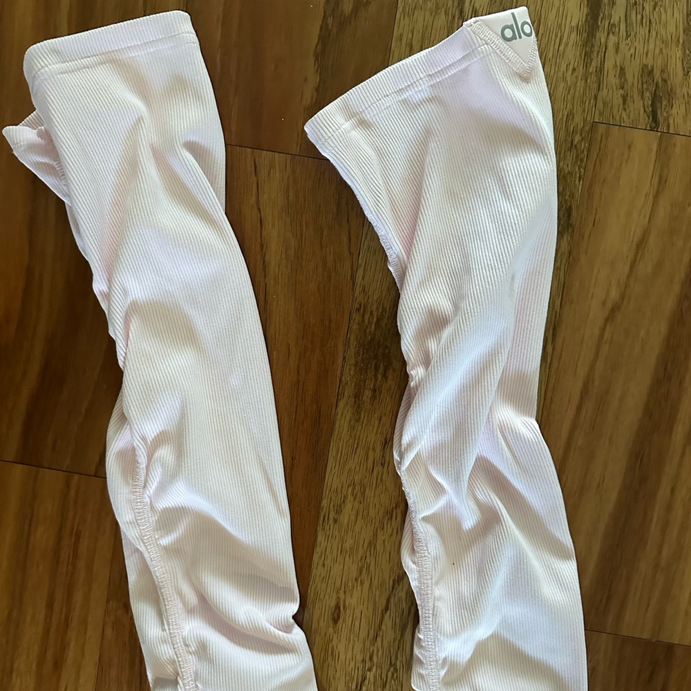 ALO Yoga Pink Athletic Thigh high Socks Ribbed Design